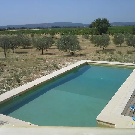 Daire Calme Dans Les Vignes Avec Piscine *