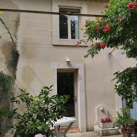 דירה Calme Dans Les Vignes Avec Piscine סוז-לה-רוס
